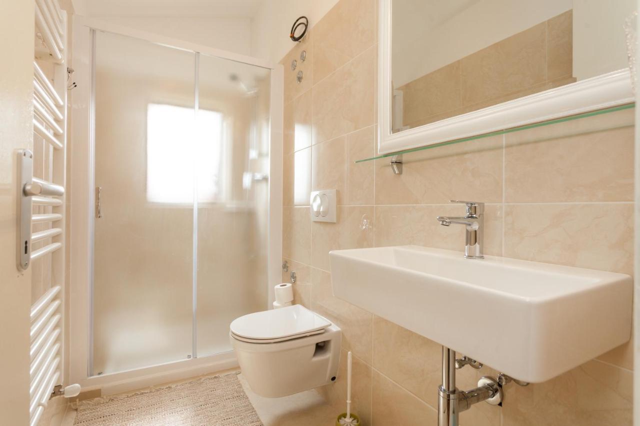 Aneli Rooms & Apartament Rovinj Eksteriør bilde